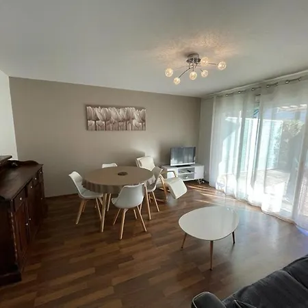 Apartment Superbe Tres Spacieux En Centre